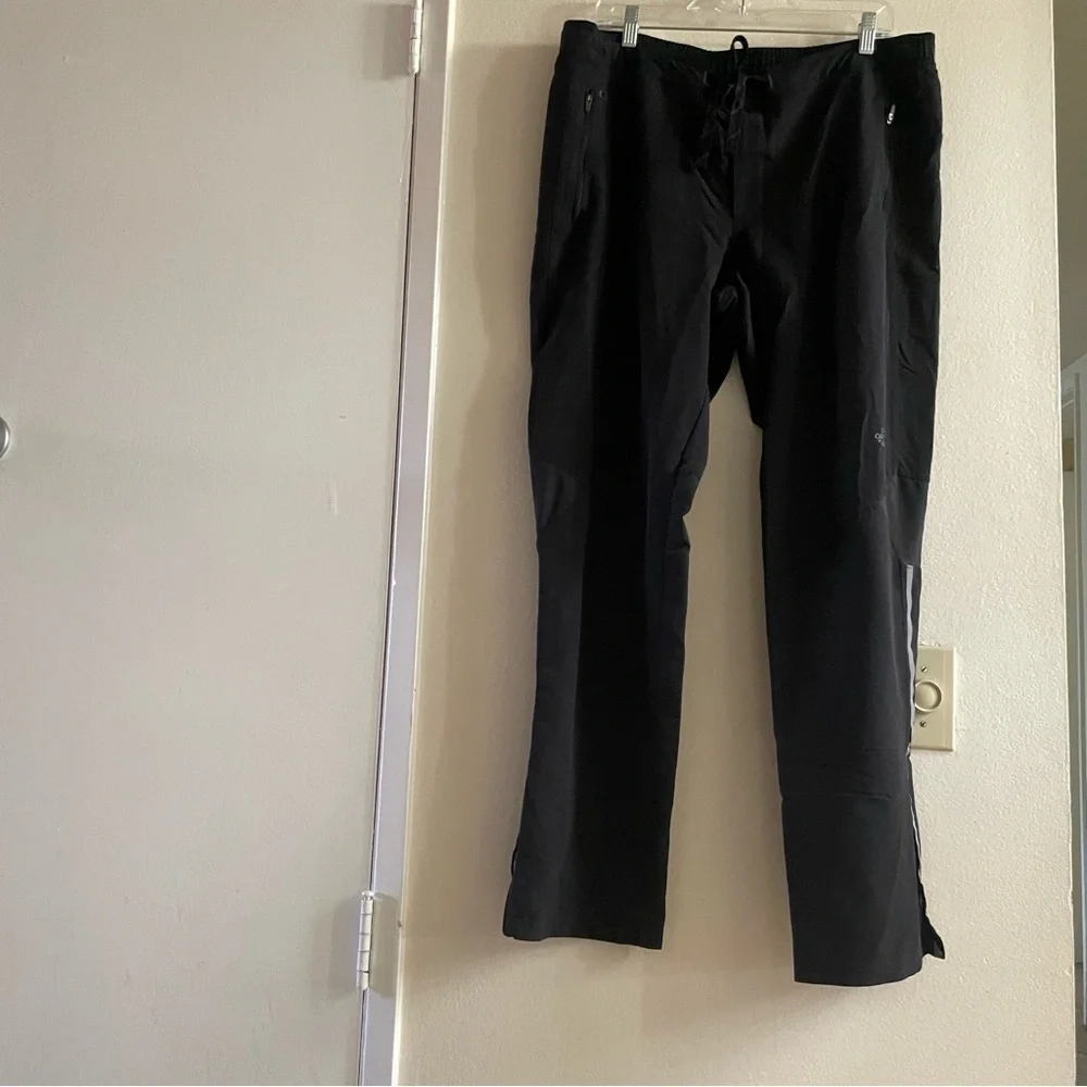 The North Face Men's Black Pants size large